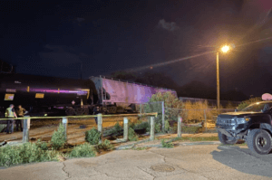 train derailed in El Paso, Texas