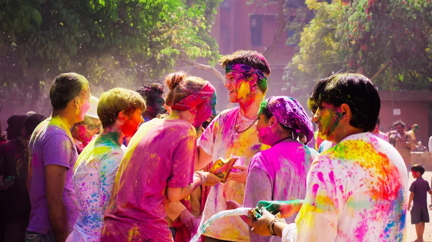 7 tips to Celebrate holi