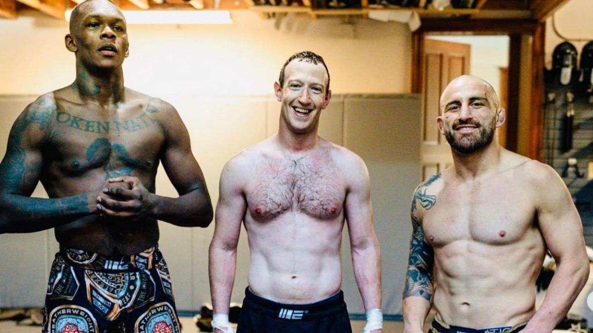 Meta CEO Mark Zuckerberg posts shirtless pic showing off shredded body ahead of cage fight with Elon Musk